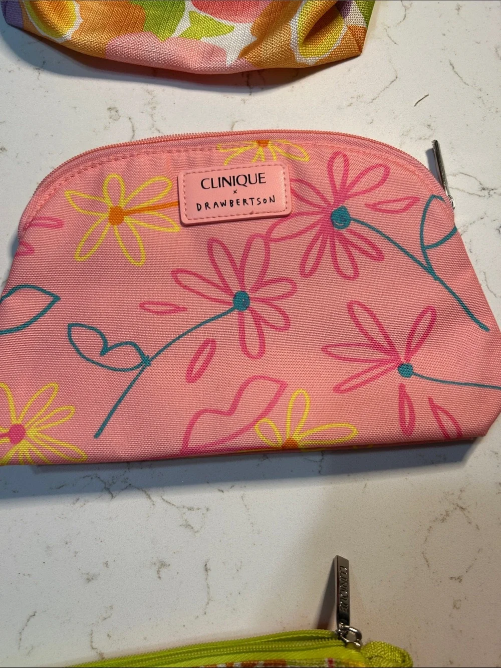 Clinique compact cosmetic